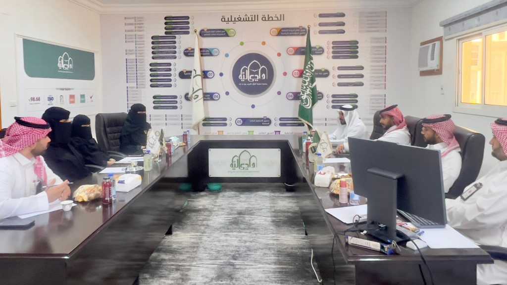 وفد من جمعية مراكز الأحياء فرع الطائف يزور جمعية تحفيظ القرآن الكريم بوادي ليه لبحث سبل التعاون المشترك
